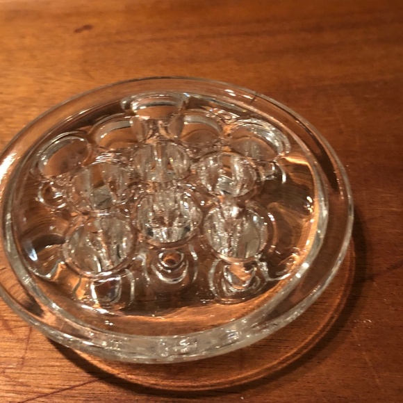 Retro glass flower frog for displaying flower arrangements or for the collector - Picture 3 of 5